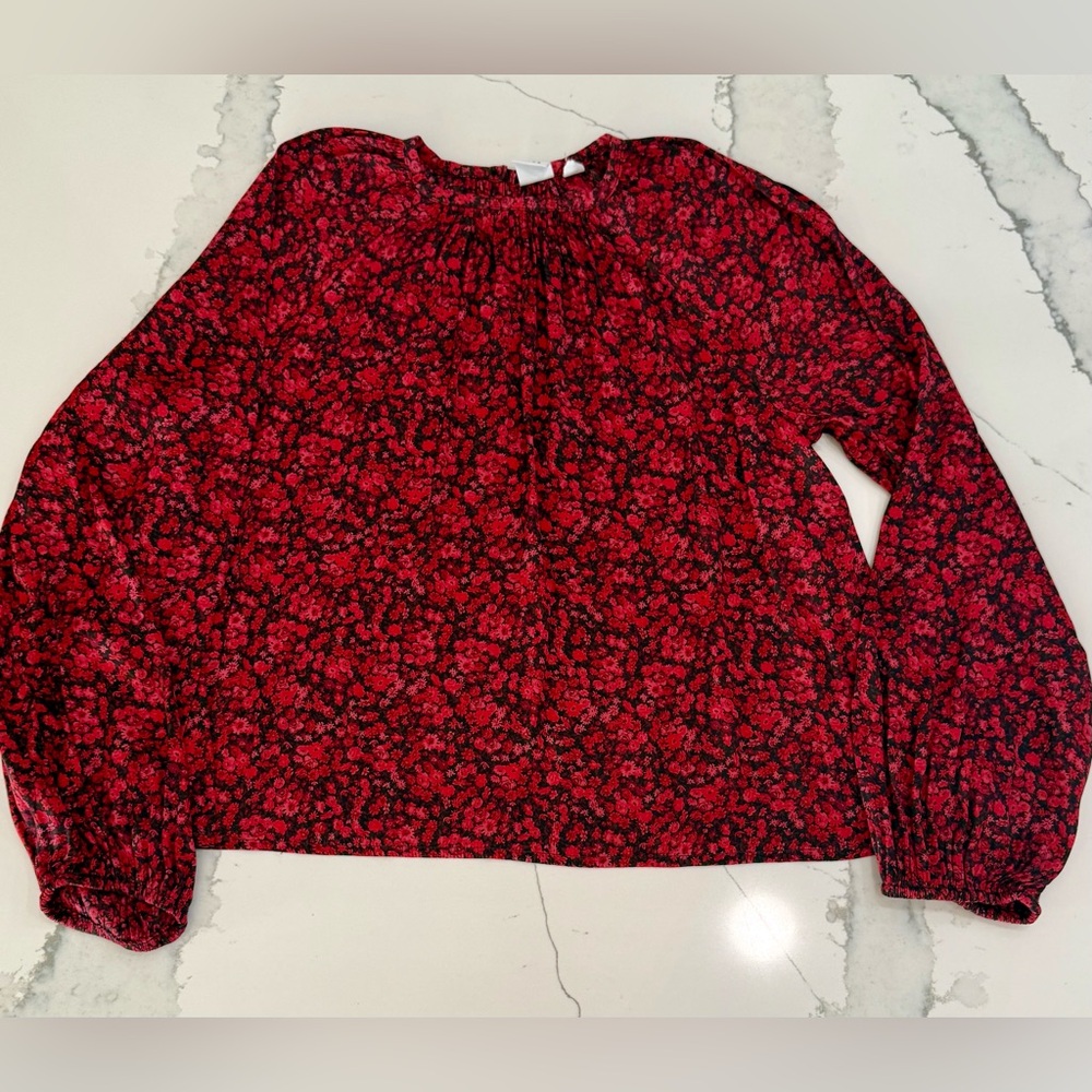 GAP Girls Size XL (12) Red Floral Satin Blouse